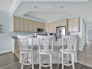 belmont304-11-kitchen.jpg