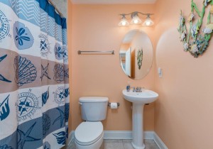 belmont304-14-bath.jpg