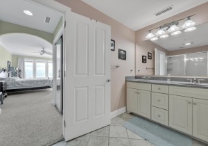 belmont304-19-primary-bedroom.jpg