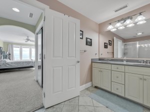 belmont304-19-primary-bedroom.jpg