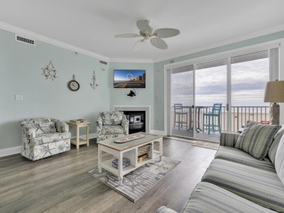 belmont304-6-living-area.jpg