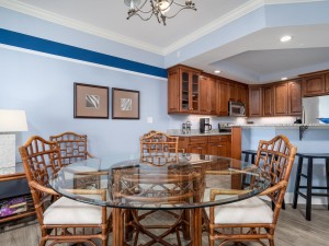 belmont506-13-dining-area.jpg