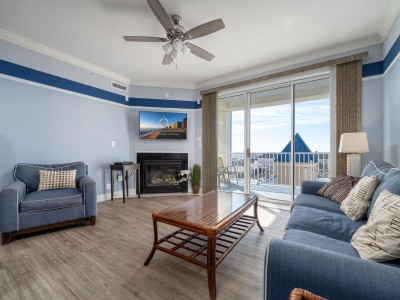 belmont506-8-living-area.jpg