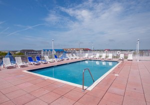 belmont510-5815-pool.jpg