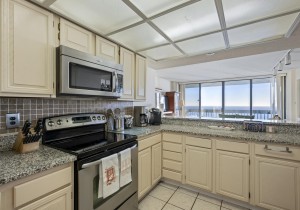 century2209-10-kitchen.jpg
