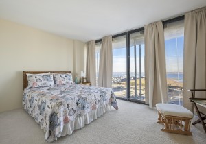 century2209-18-bedroom-2.jpg