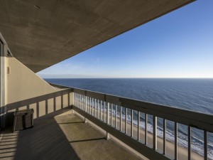 century2209-3.jpg
