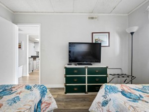 bonfire504-26-bedroom-2.jpg