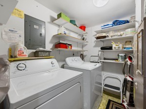 bonfire504-27-laundry.jpg