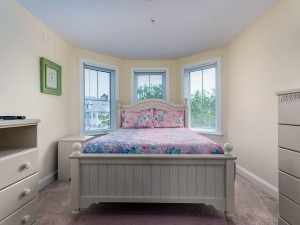 belmontth9-5bedroom3.jpg