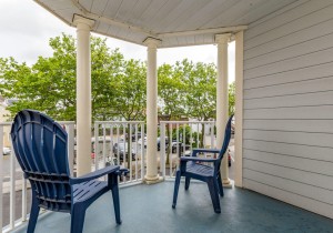 belmontth9-8272deck.jpg
