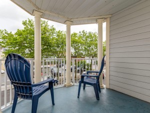 belmontth9-8272deck.jpg
