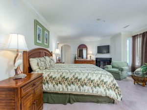 belmontth9-8masterbedroom.jpg