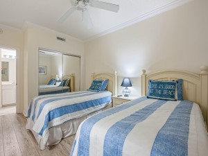 avalon502-20-bedroom-3.jpg
