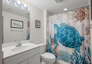 avalon502-21-bath.jpg