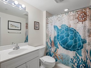 avalon502-21-bath.jpg