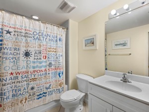 avalon502-24-bath-2.jpg