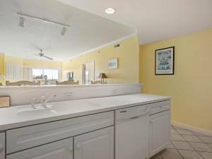 avalon502v2-10-kitchen.jpg