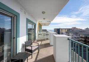 avalon502v2-4-balc.jpg