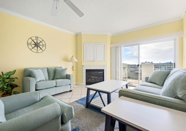 avalon502v2-6-living.jpg