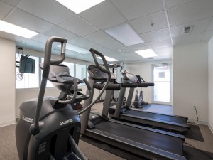 avaloncr-2-fitness-room-2.jpg