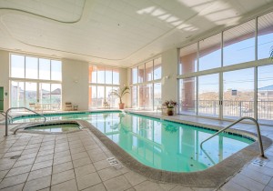 avaloncr-5-pool.jpg