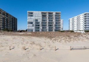 camelot304a-3-exterior.jpg