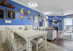 marinerswatch204-13-dining-area.jpg