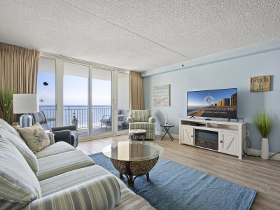 carousel805-8-living-area.jpg