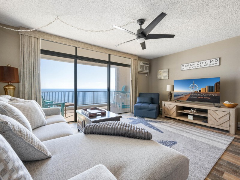 highpointnorth9f-8-living-area.jpg
