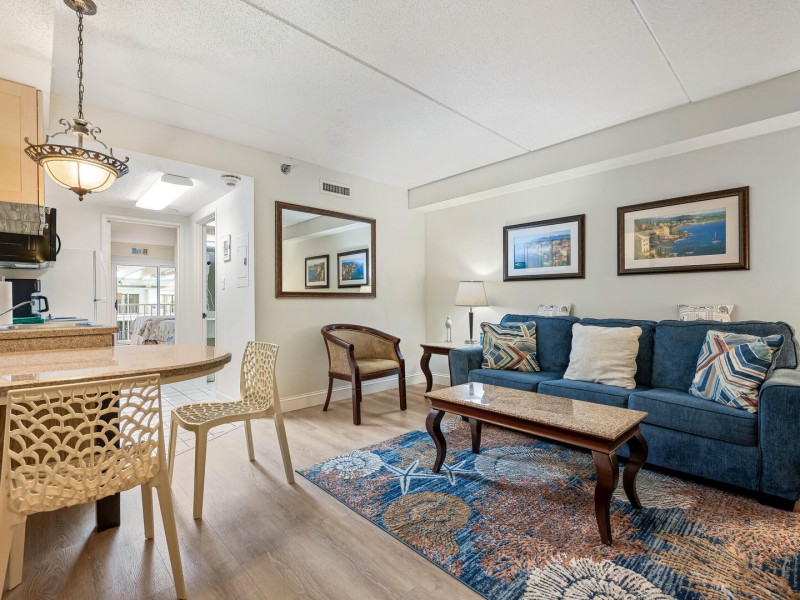 pr519-4-living-area.jpg