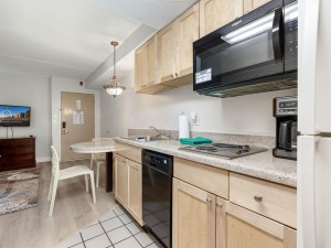 pr519-7-kitchen.jpg