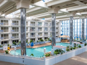 princessroyal-34-pool.jpg