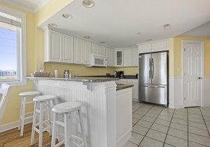 adagio414-15-kitchen.jpg