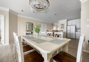 ssi-4hcw2a-16-dining.jpg