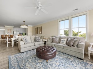 ssi-4hcw2a-17-living-area.jpg