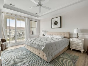 ssi-4hcw2a-18-primary-bedroom.jpg