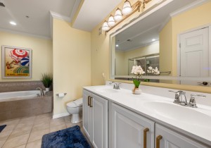 ssi-4hcw2a-21-primary-bath.jpg