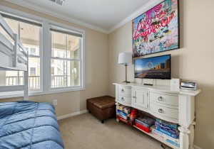 ssi-4hcw2a-24-bedroom-3.jpg