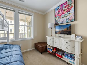 ssi-4hcw2a-24-bedroom-3.jpg
