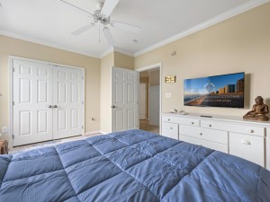 ssi-4hcw2a-26-bedroom-2.jpg