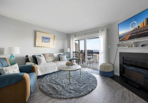 sunsetlanding35-10-living-area.jpg