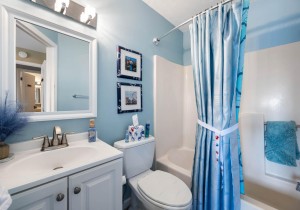 sunsetlanding35-21-primary-bath.jpg