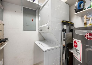 sunsetlanding35-26-laundry.jpg