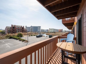 sunsetlanding35-5-balc-street-view.jpg