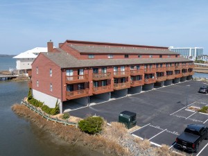 sunsetlanding35-6-exterior.jpg