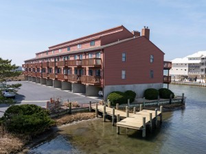sunsetlanding35-9-exterior.jpg