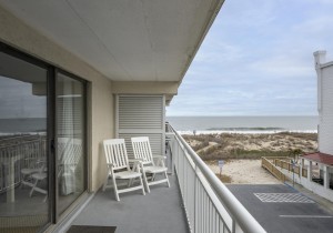 diamondbeach302-2-view.jpg