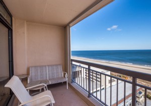 fountainhead1208-2610-oceanfront-balcony.jpg