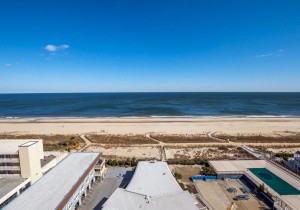 fountainhead1208-2612-oceanfront-view.jpg